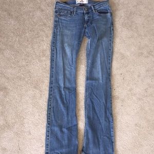 BOOTCUT JEANS